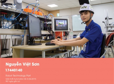 Cựu sinh viên khoa Điện, Nguyễn Việt Sơn hiện đang là giảng viên chất lượng cao của Công ty Samsung Display Việt Nam