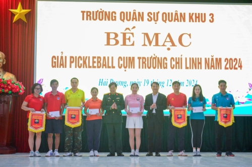 Giao hữu thi đấu pickleball cụm trường Chí Linh năm 2024