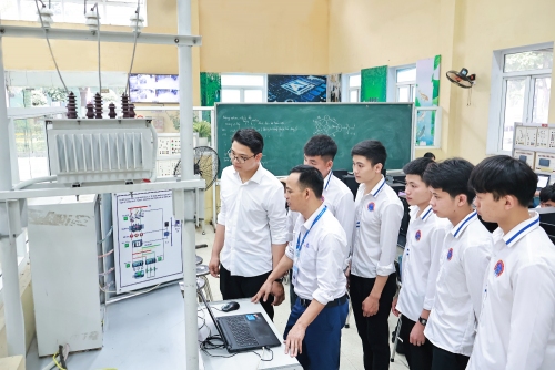 Đại học Sao Đỏ:Nhiều hoạt động kỷ niệm 75 năm truyền thống học sinh, sinh viên