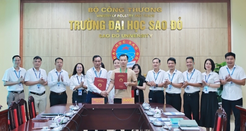 Trường Đại học Sao Đỏ ký biên bản ghi nhớ hợp tác đào tạo và xúc tiến việc làm với Công ty TNHH sản xuất công nghệ Biel Crystal xuất công nghệ Biel Crystal
