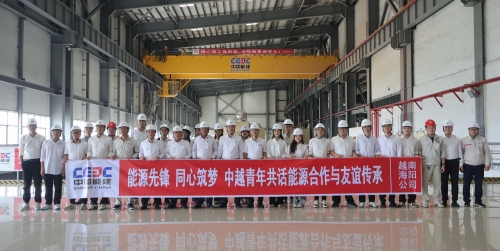 Trường Đại học Sao Đỏ tăng cường mối quan hệ hợp tác với công ty TNHH Điện lực Jaks Hải Dương