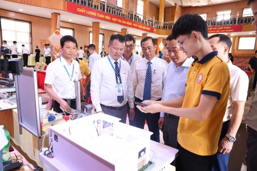 Trường Đại học Sao Đỏ lan tỏa đam mê khoa học công nghệ trong thế hệ trẻ