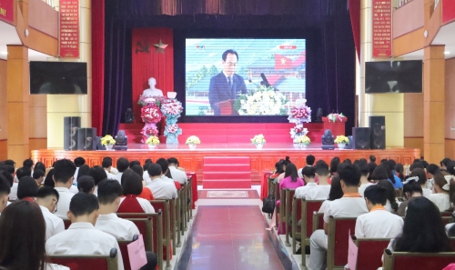 Trường Đại học Sao Đỏ tưng bừng khai giảng năm học 2026-2027