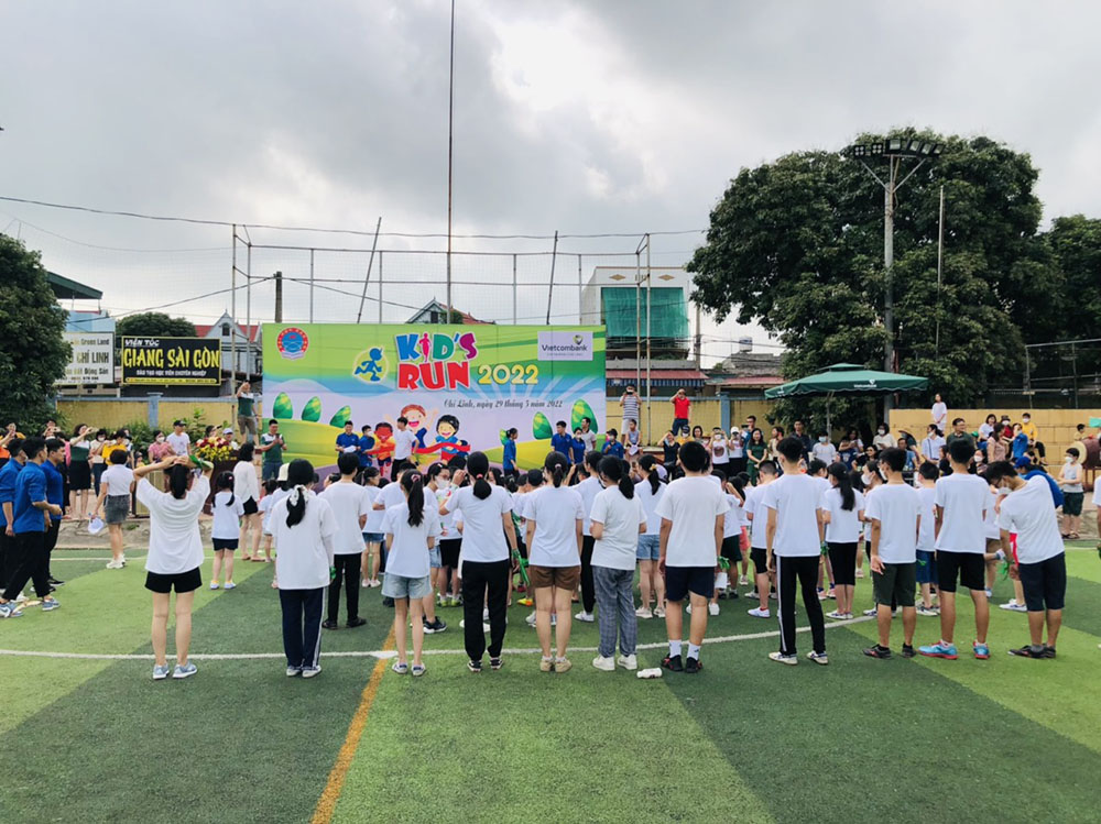 Trường Đại học Sao Đỏ phối hợp với Ngân hàng Vietcombank chi nhánh Chí Linh tổ chức Giải chạy Kid’s run 2022 nhân dịp Quốc tế thiếu nhi 1/6
