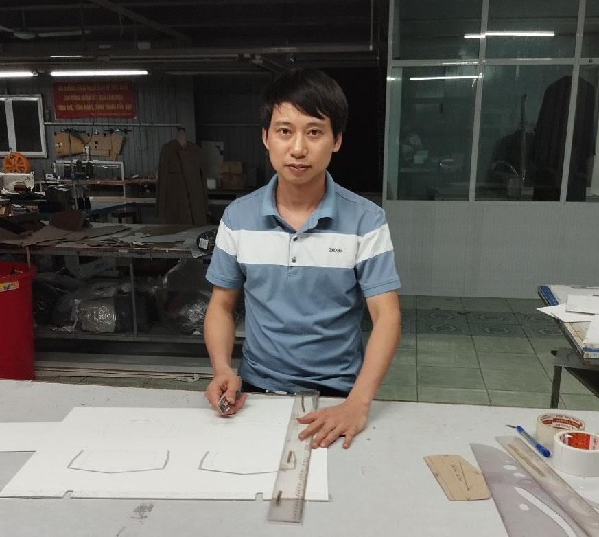 Cựu sinh viên Trịnh Văn Thành hiện đang giữ vị trí Trưởng phòng kỹ thuật Công ty TNHH may Thành Trung tại huyện Gia Lộc, tỉnh Hải Dương