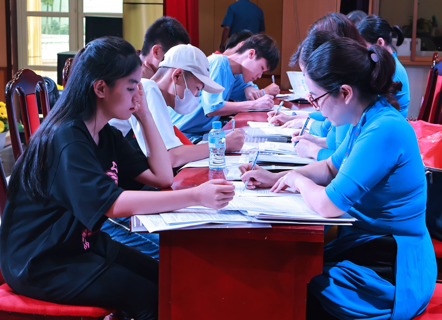 Trường THPT Nguyễn Thị Duệ đón chào học sinh khối 10 nhập học