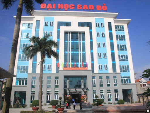 Hội đồng thi đua khen thưởng Trường Đại học Sao Đỏ họp xét đề nghị Bộ Giáo dục và Đào tạo tặng Bằng khen cho tập thể và cá nhân có thành tích trong phong trào thi đua yêu nước giai đoạn 2020 - 2025