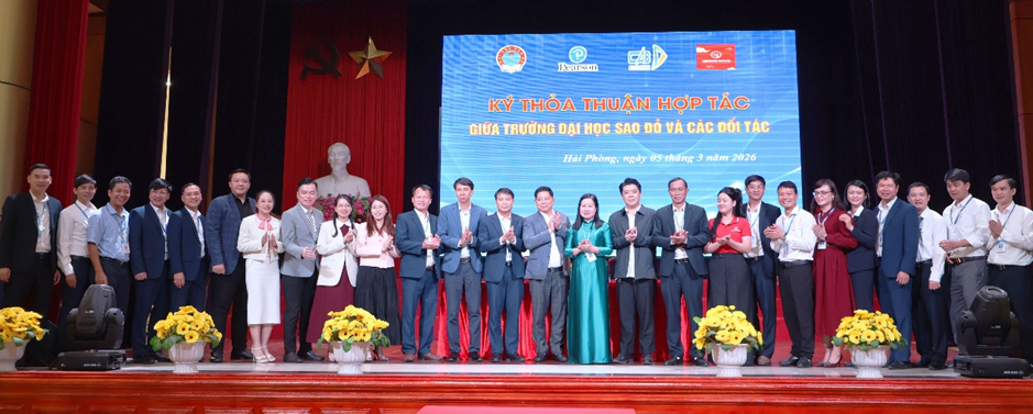 Trường Đại học Sao Đỏ ký kết hợp tác đào tạo với các doanh nghiệp
