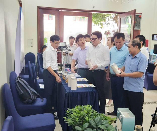 Kết nối nghiên cứu công nghệ với doanh nghiệp: Trường Đại học Sao Đỏ giới thiệu các sản phẩm công nghệ tiêu biểu