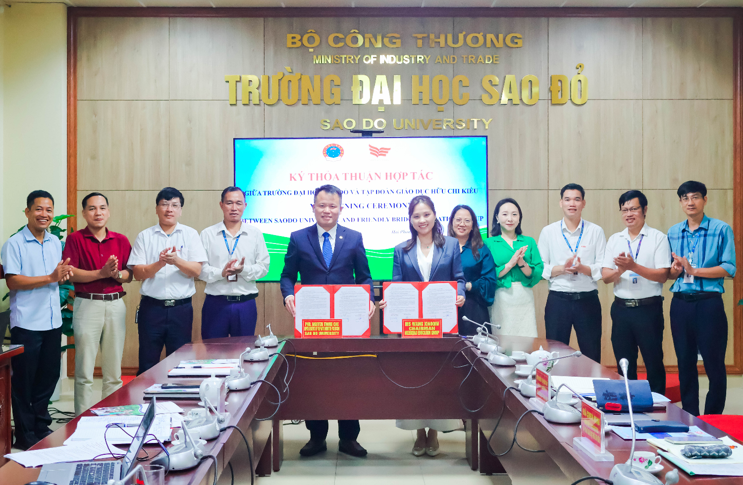 KẾT NỐI QUỐC TẾ, NÂNG TẦM ĐÀO TẠO: TRƯỜNG ĐẠI HỌC SAO ĐỎ KÝ BIÊN BẢN GHI NHỚ HỢP TÁC VỚI CÁC ĐỐI TÁC TRUNG QUỐC VÀ NHẬT BẢN