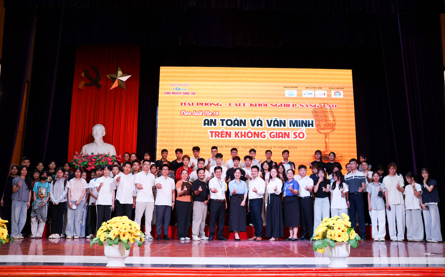 Hải Phòng - Café khởi nghiệp sáng tạo: Đừng để “dấu chân số” cản bước cơ hội