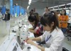 Sinh viên ngành Công nghệ May tham gia tuyển dụng tại công ty TNHH Regina Miracle International Việt Nam