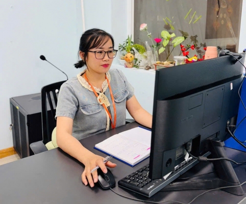 Cựu sinh viên Nguyễn Thị Thìn – Trưởng phòng Đào tạo Công ty TNHH May Tinh Lợi