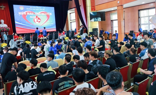 Lan tỏa tinh thần nhân ái từ hoạt động “Hiến máu tình nguyện” của viên chức và sinh viên Trường Đại học Sao Đỏ