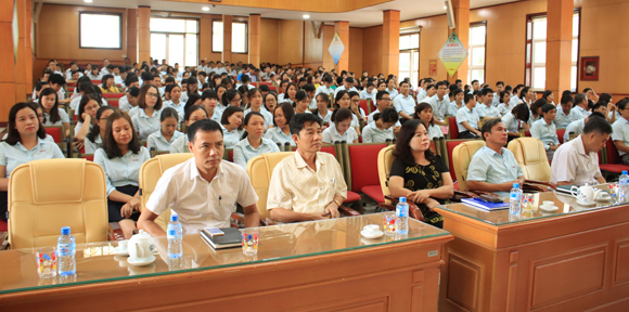 Đảng Bộ Trường Đại học Sao Đỏ Tổ chức học tập, quán triệt và triển khai thực hiện Nghị quyết số 35-NQ/TW, Chỉ thị số 32, 35 của Bộ Chính trị và các Nghị quyết Hội nghị lần thứ 10, Ban Chấp hành Trung ương Đảng (khóa XII)